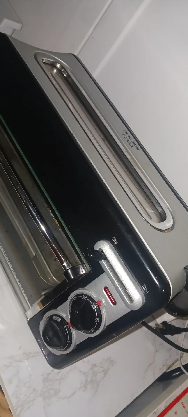 Hamilton Beach Toastation Toaster Oven $10 image indicator(5)