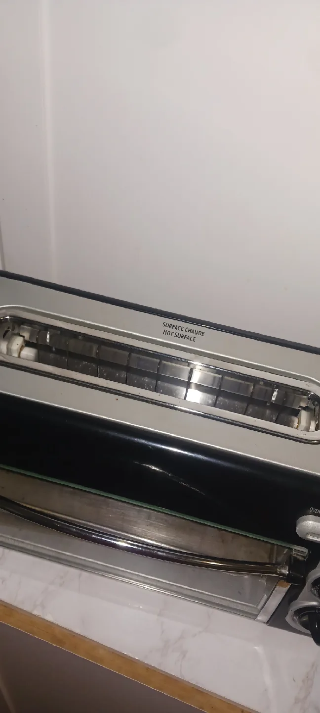 Hamilton Beach Toastation Toaster Oven $10 image indicator(6)