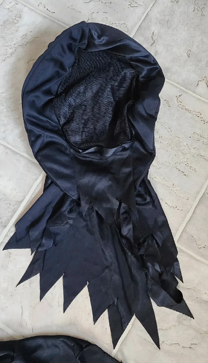 Like New Halloween Costume image indicator(2)