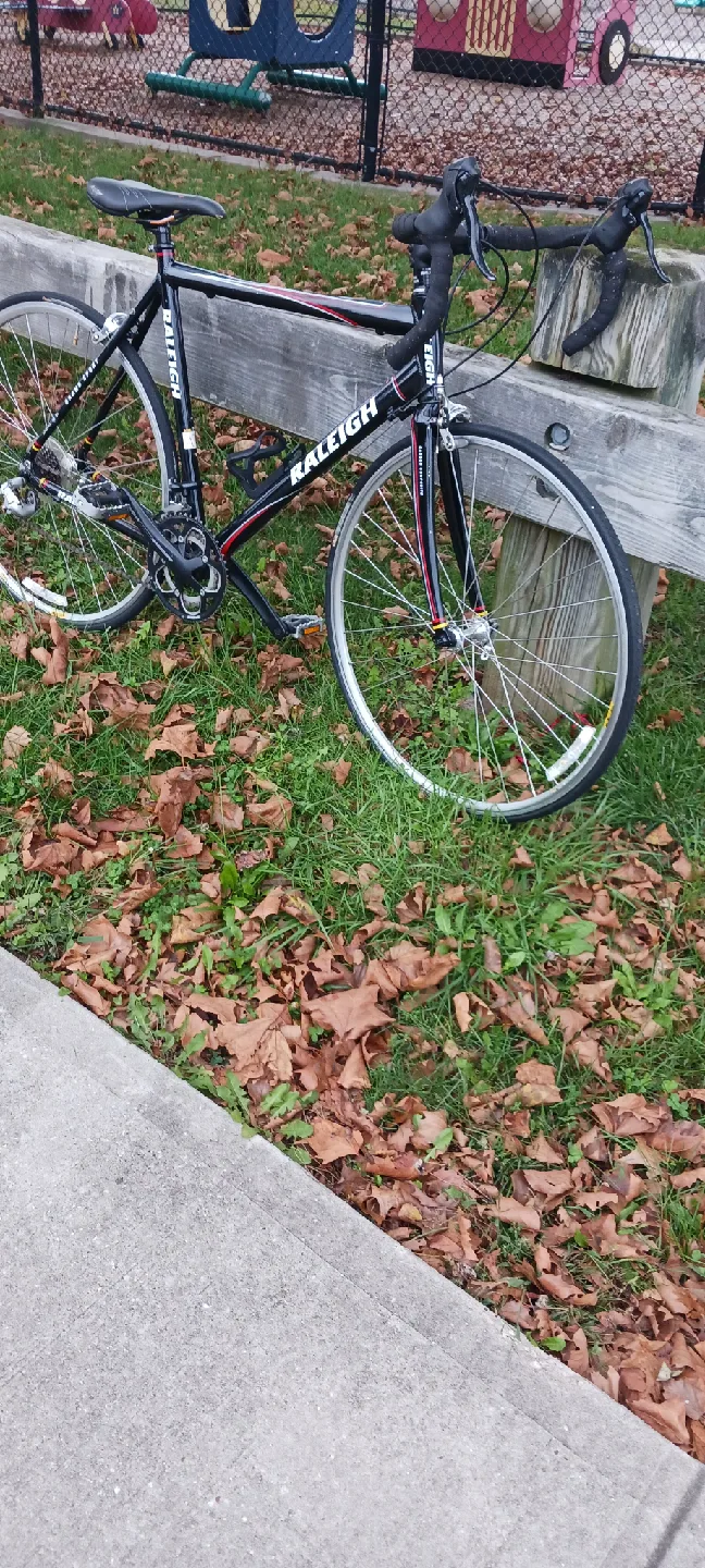 Raleigh Grand Sport Road Bike image indicator(2)