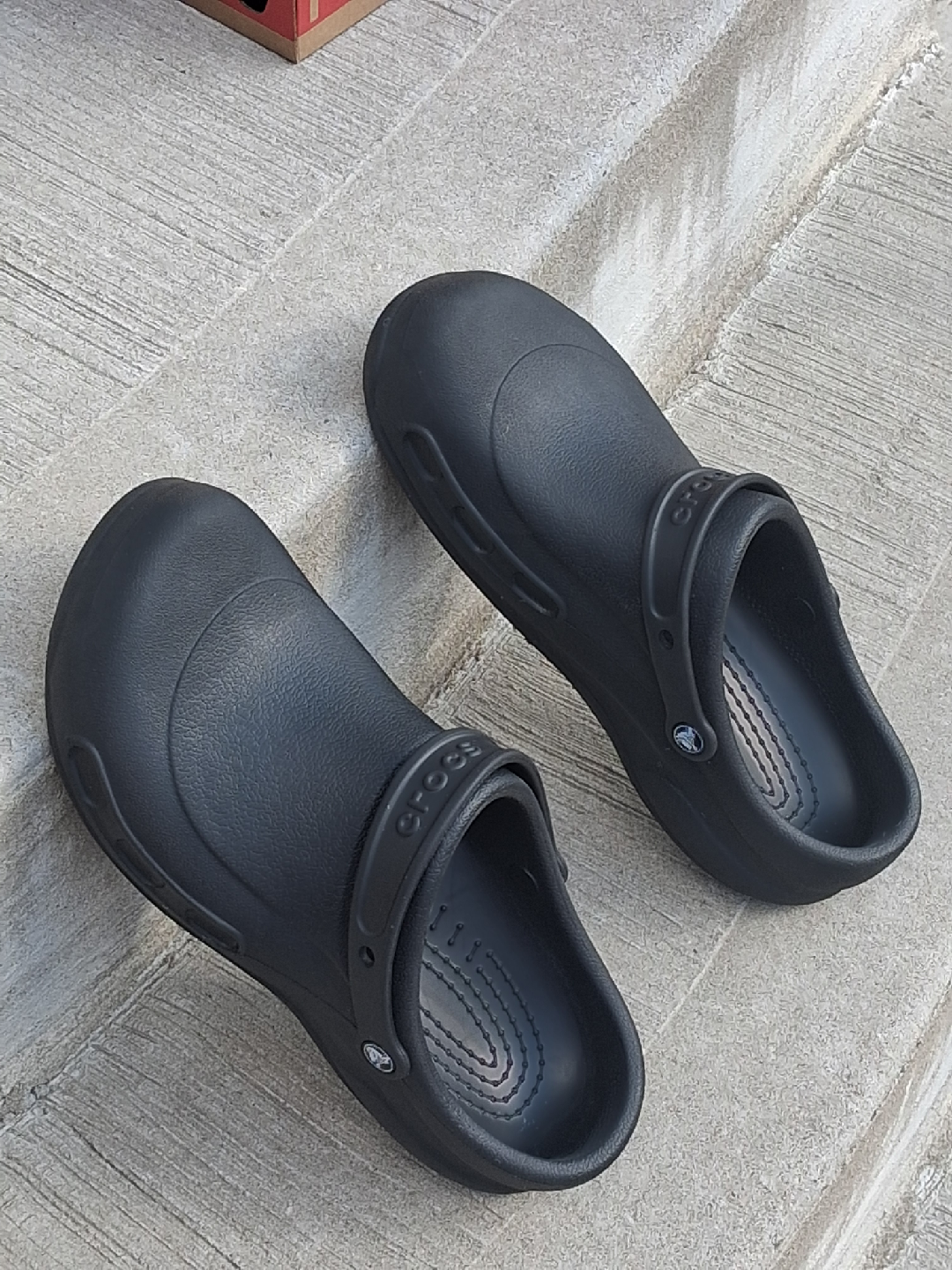 Crocs Bistro Black Clogs - photo 2