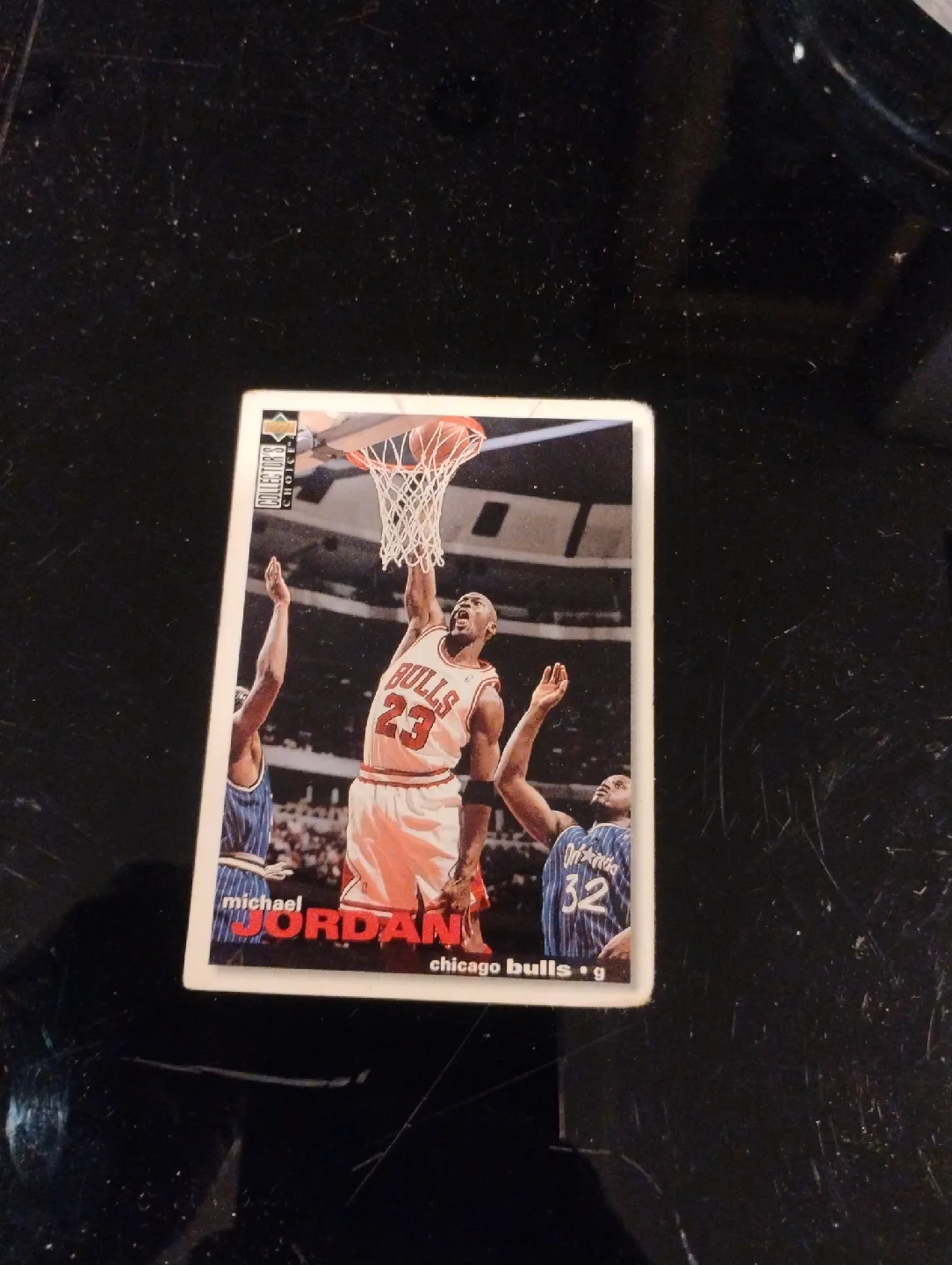 Vintage Baseball & Basketball Trading Cards image indicator(9)