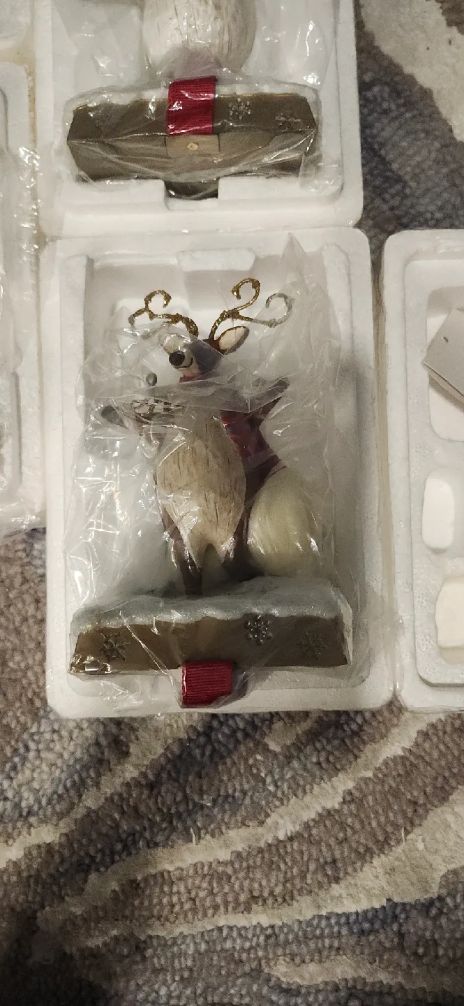 3 brand new Hallmark Stocking hangers image indicator(2)