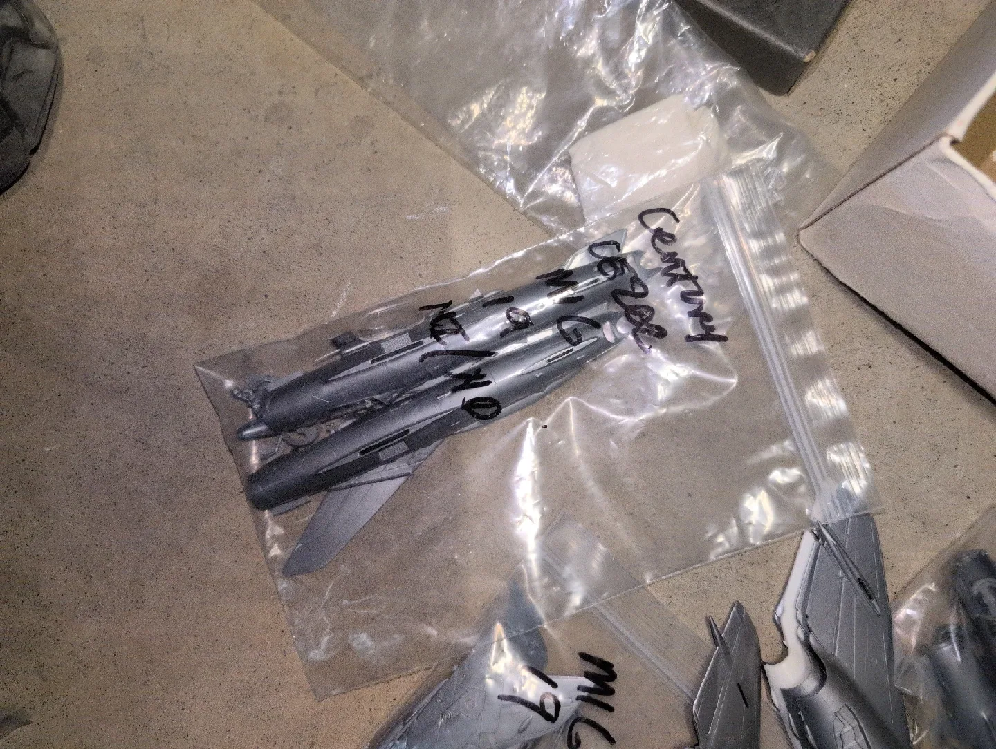 Vintage Model Airplane Kits - Century & MIG image indicator(3)