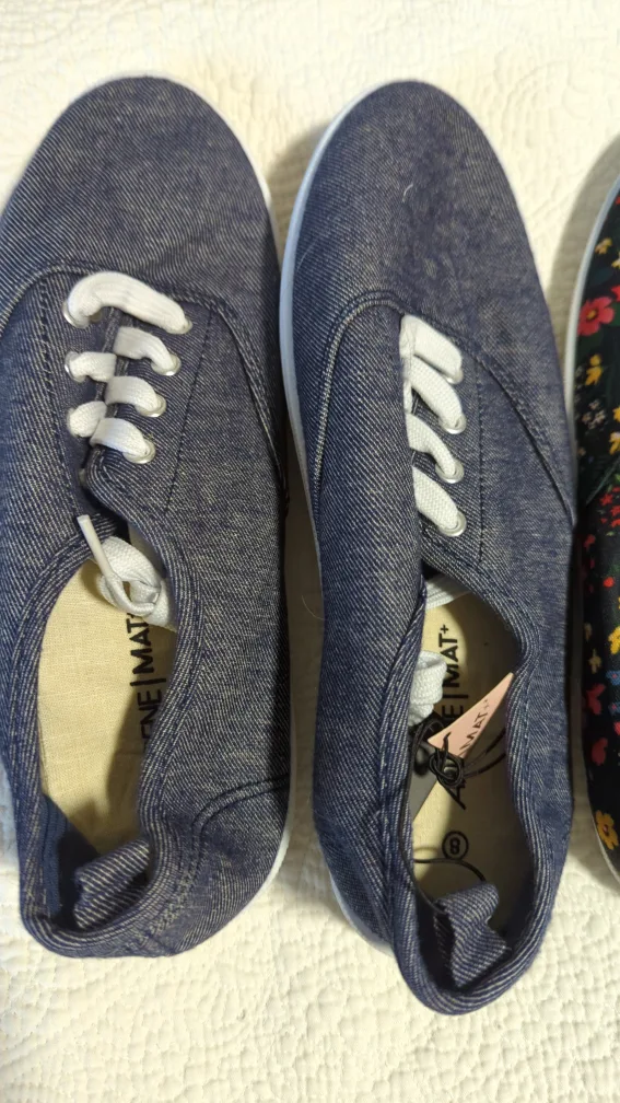 Ardene Floral & Denim Sneakers - Size 8 image indicator(2)