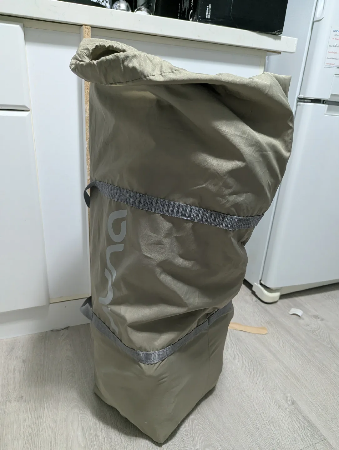 Nuna Sena Aire Playard - Excellent Condition! image indicator(10)