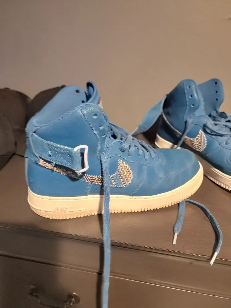 Nike Air Force 1 High Blue Size 10 image indicator(3)
