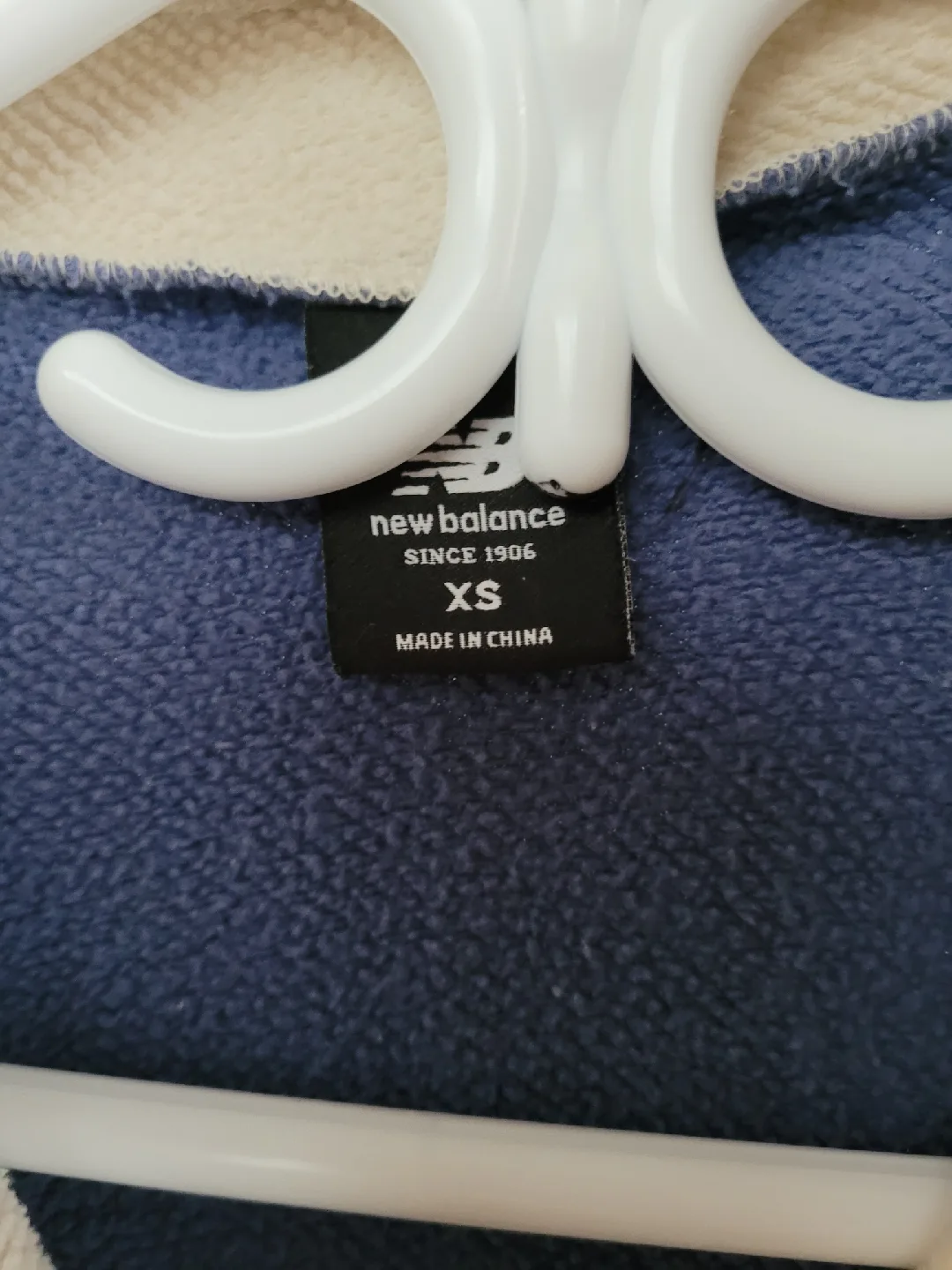 New Balance XS Pullover image indicator(2)