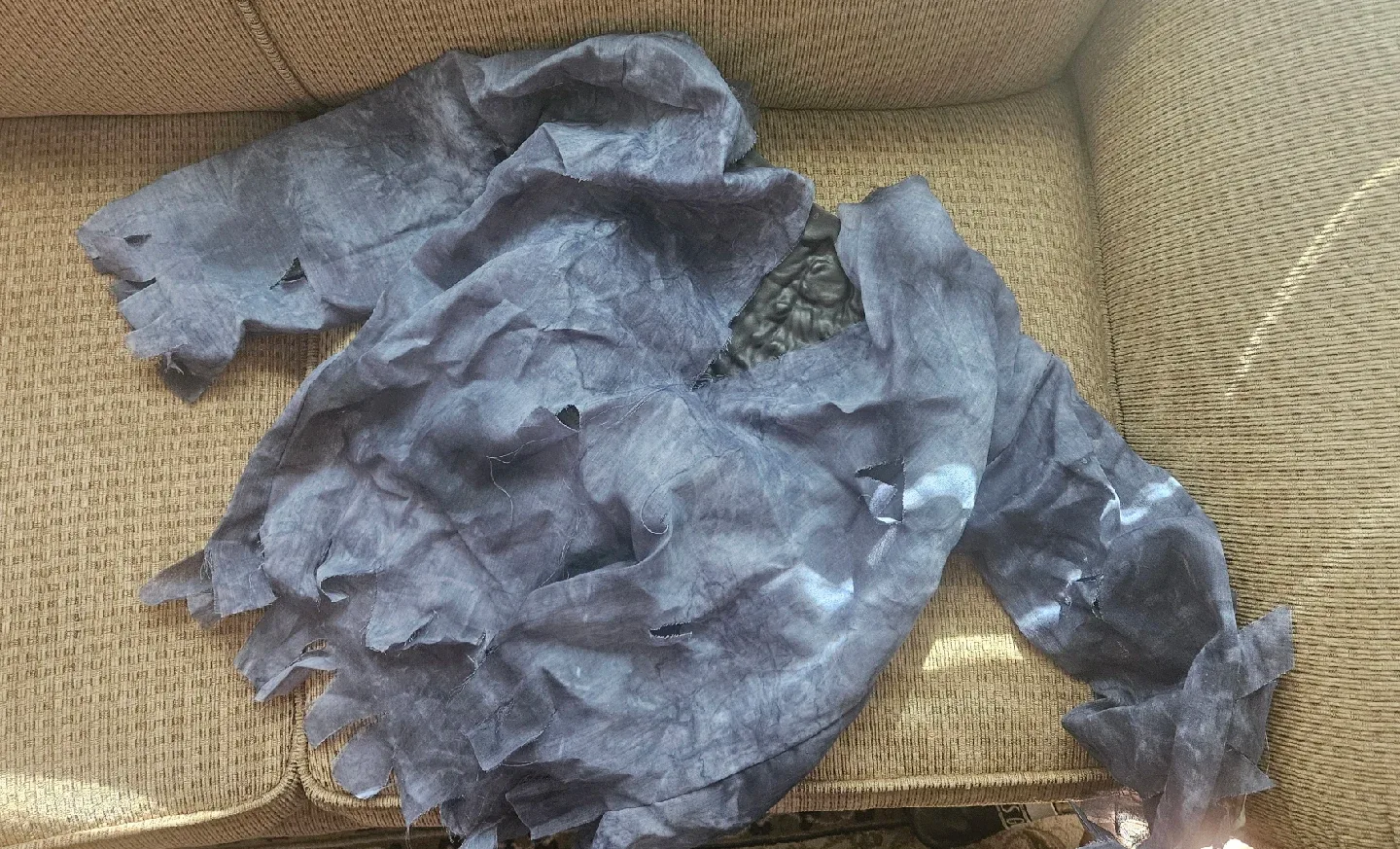 Zombie Costume - Kids size 7ish with Mask/Wig Combo image indicator(3)