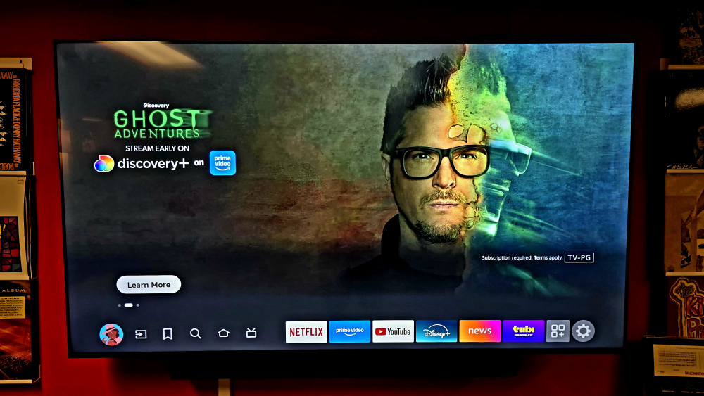70 INCH INSIGNIA TV WITH SAMSUNG SOUNDBAR & WALL MOUNT - photo 2