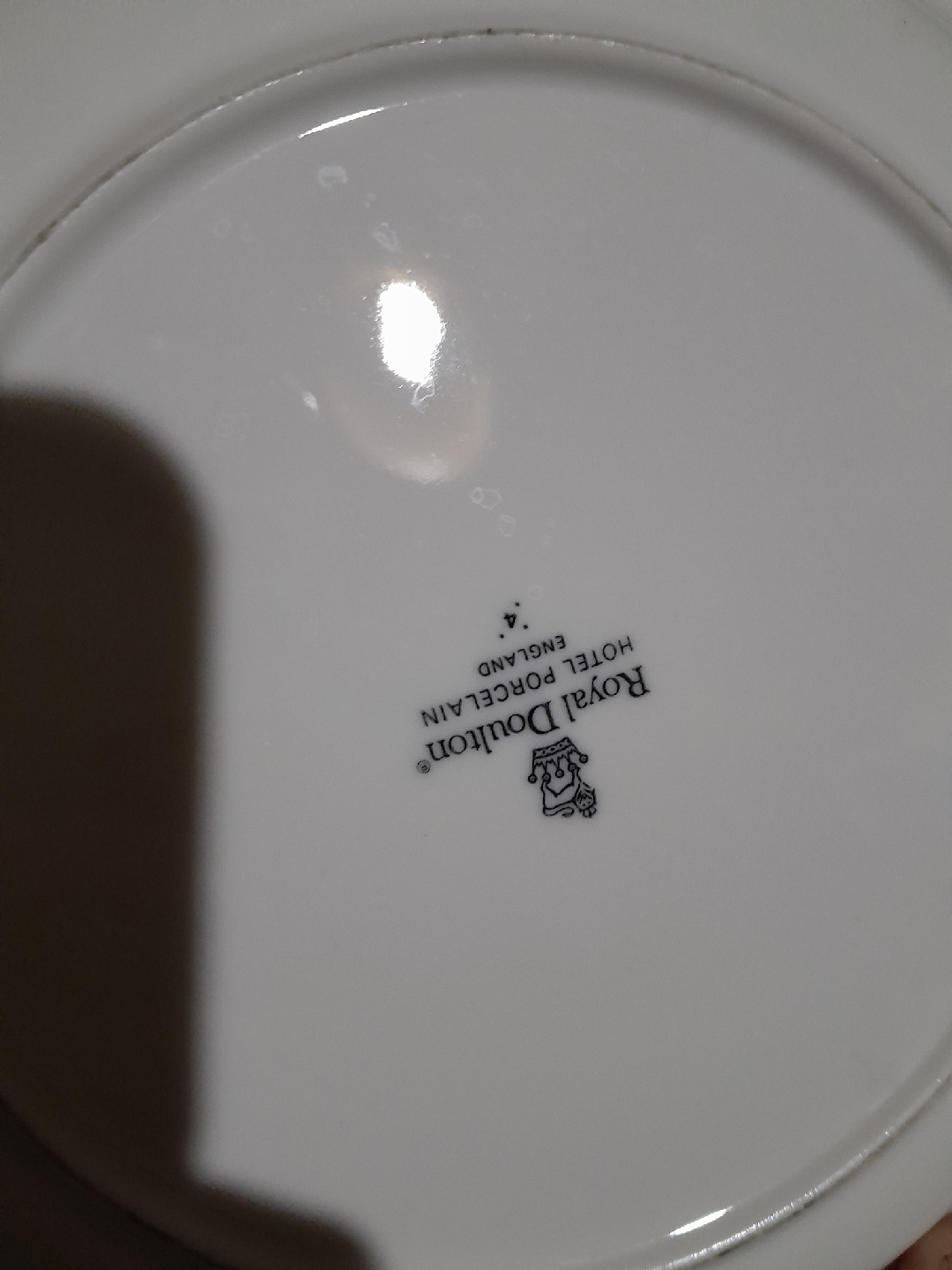 Royal Doulton Hotel Porcelain Plate (set of 3) - photo 2