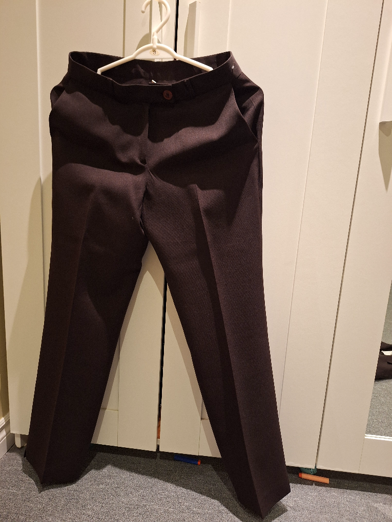 Brown Women's Suit - photo 3