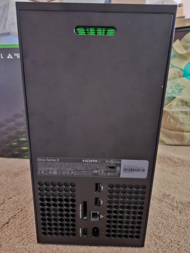 Xbox Series X - 1TB SSD image indicator(4)