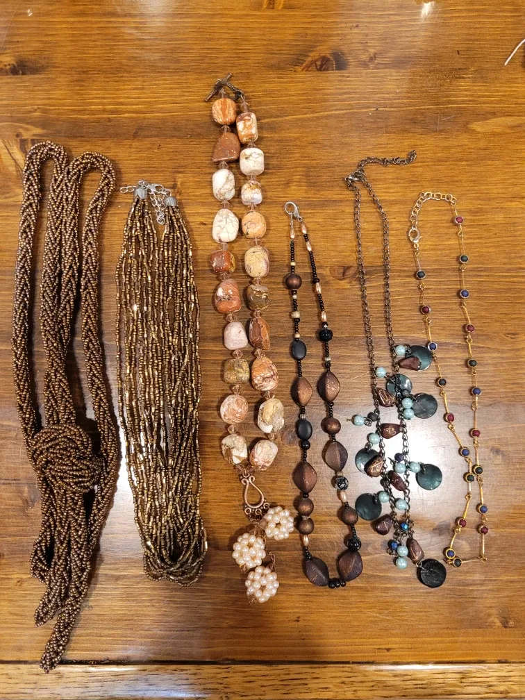 Necklace Bundle - Assorted Styles image indicator(5)