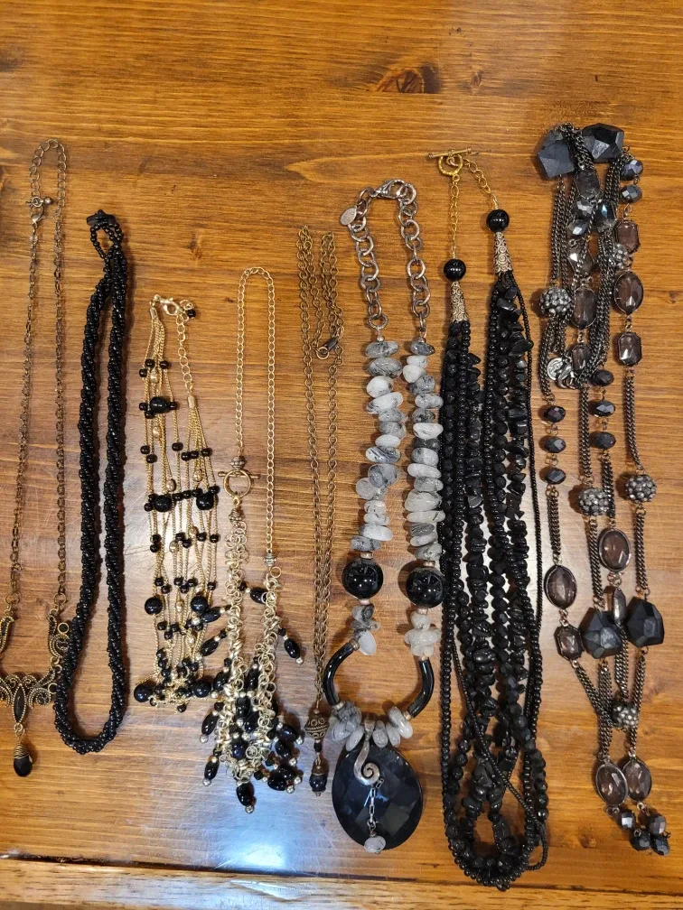 Necklace Bundle - Assorted Styles image indicator(6)