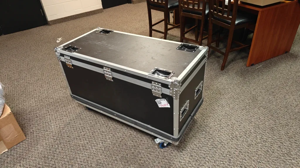 Black Rolling Road Case image indicator(2)