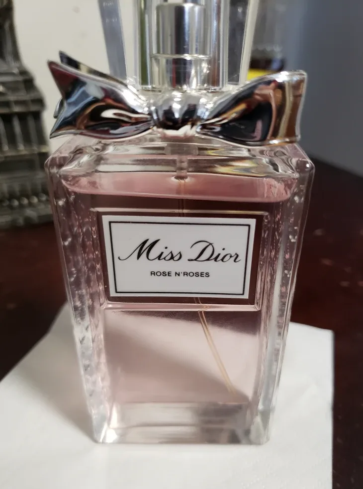 Miss Dior Rose N' Roses Perfume