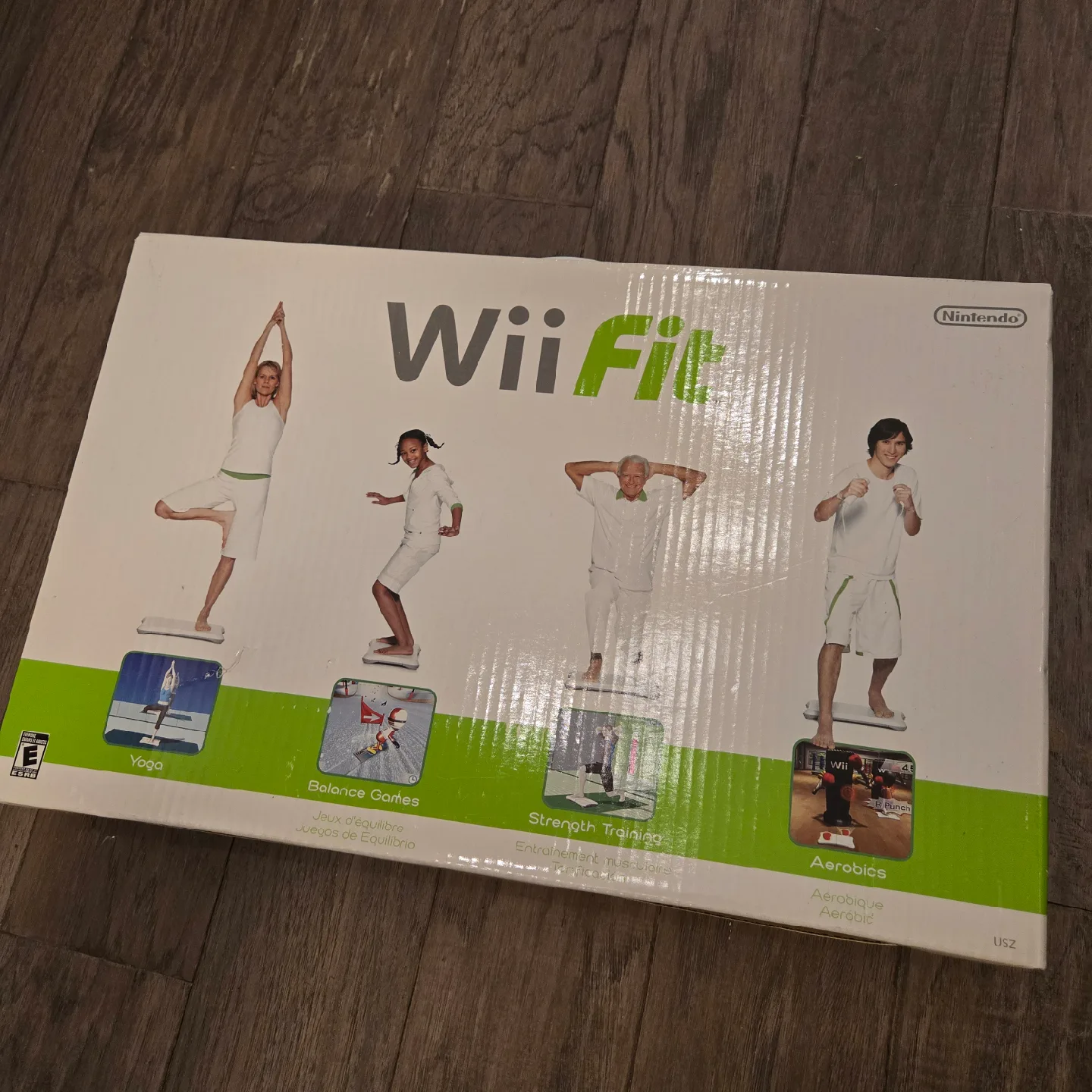 Wii Fit like new in box. Board, game and silicone cover. image indicator(2)