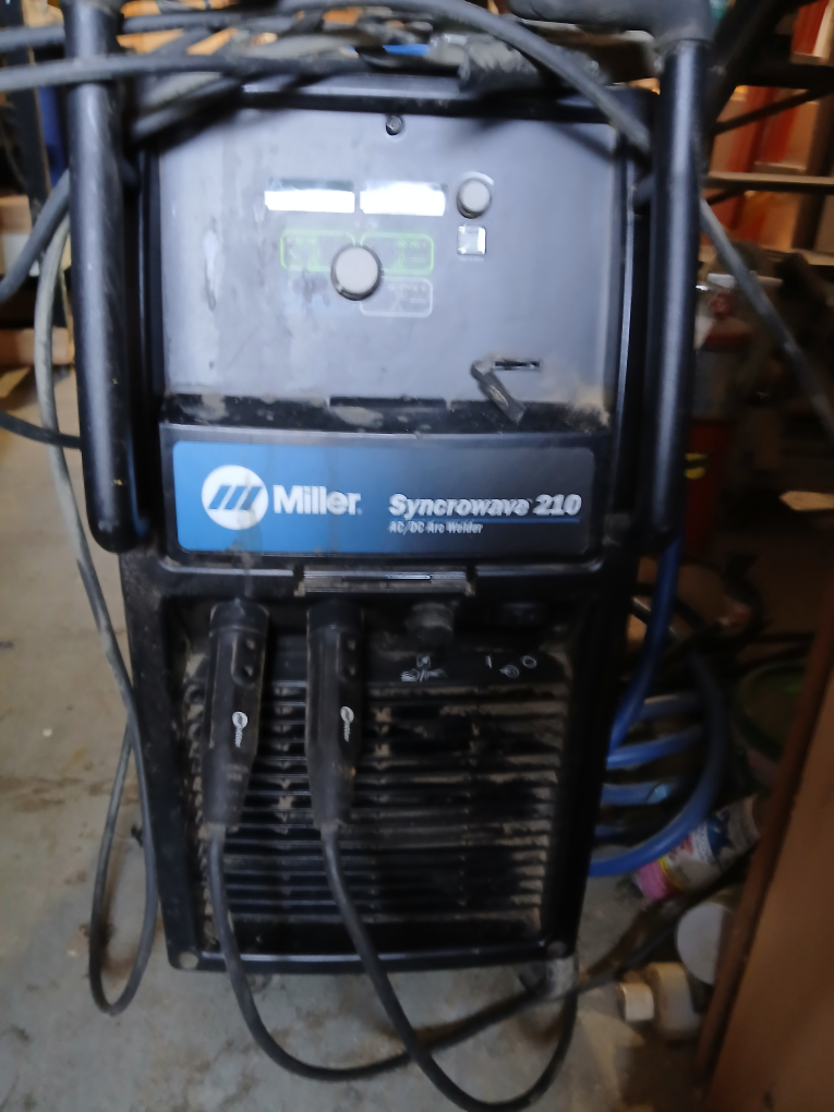Like-New Miller Syncrowave 210 AC/DC Welder – TIG/Stick/MIG