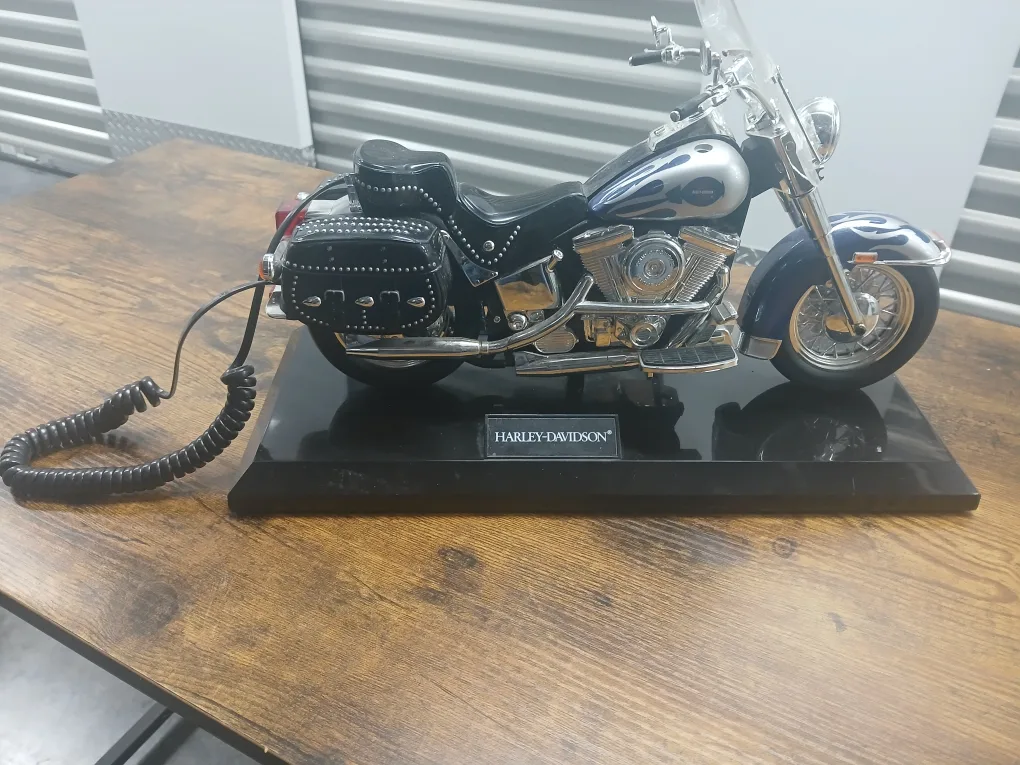 Harley-Davidson Motorcycle Phone thumbnail