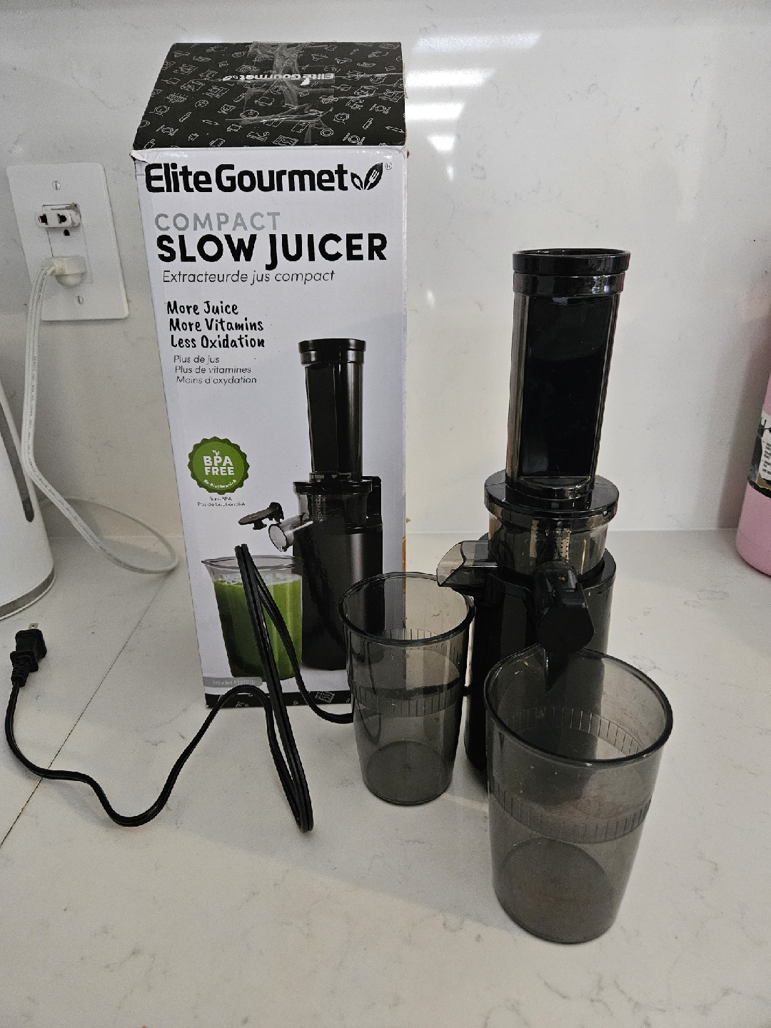 Elite Gourmet Compact Slow Juicer - photo 2