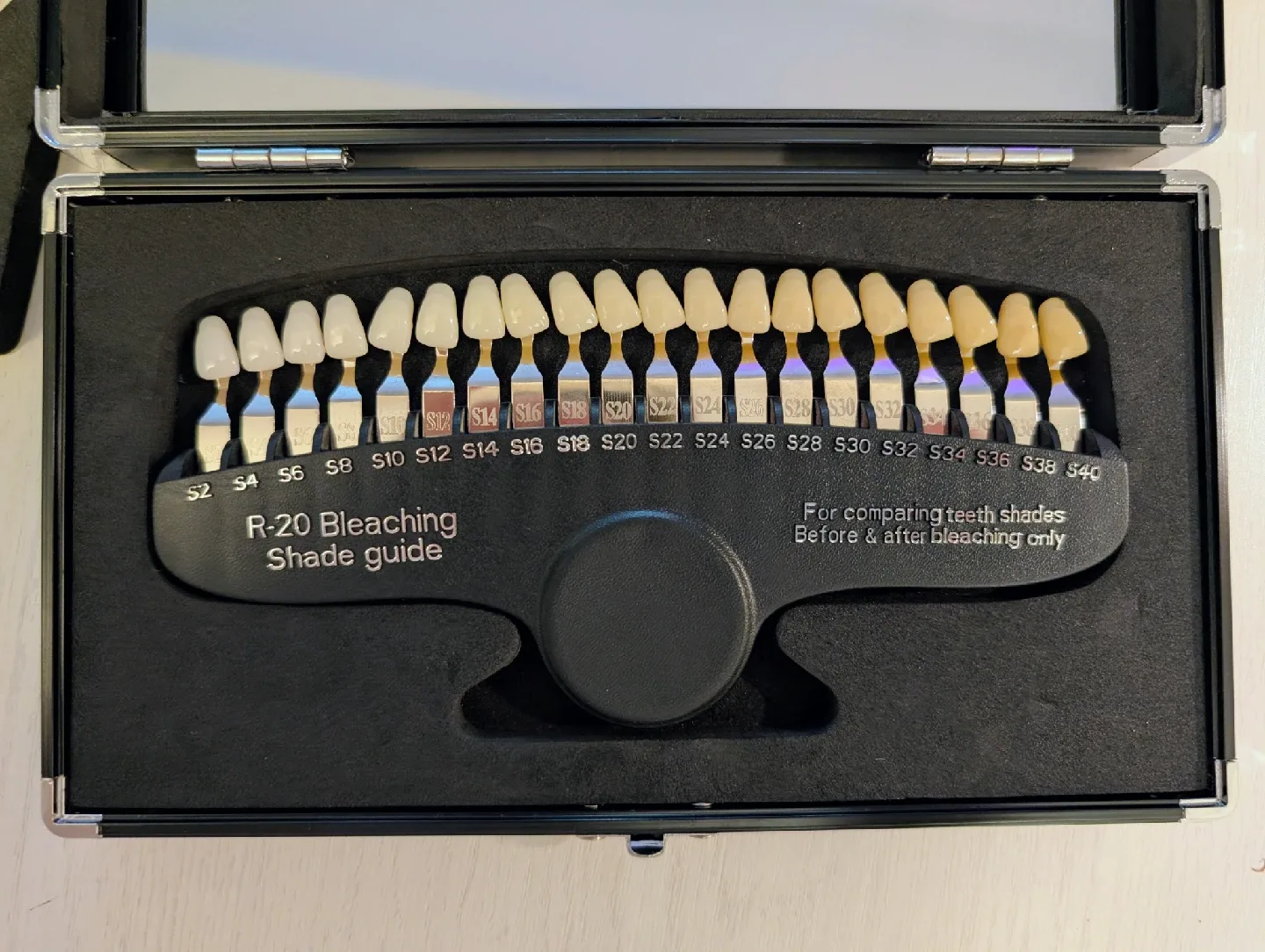 Dental Teeth Whitening Machine with Accessories image indicator(3)