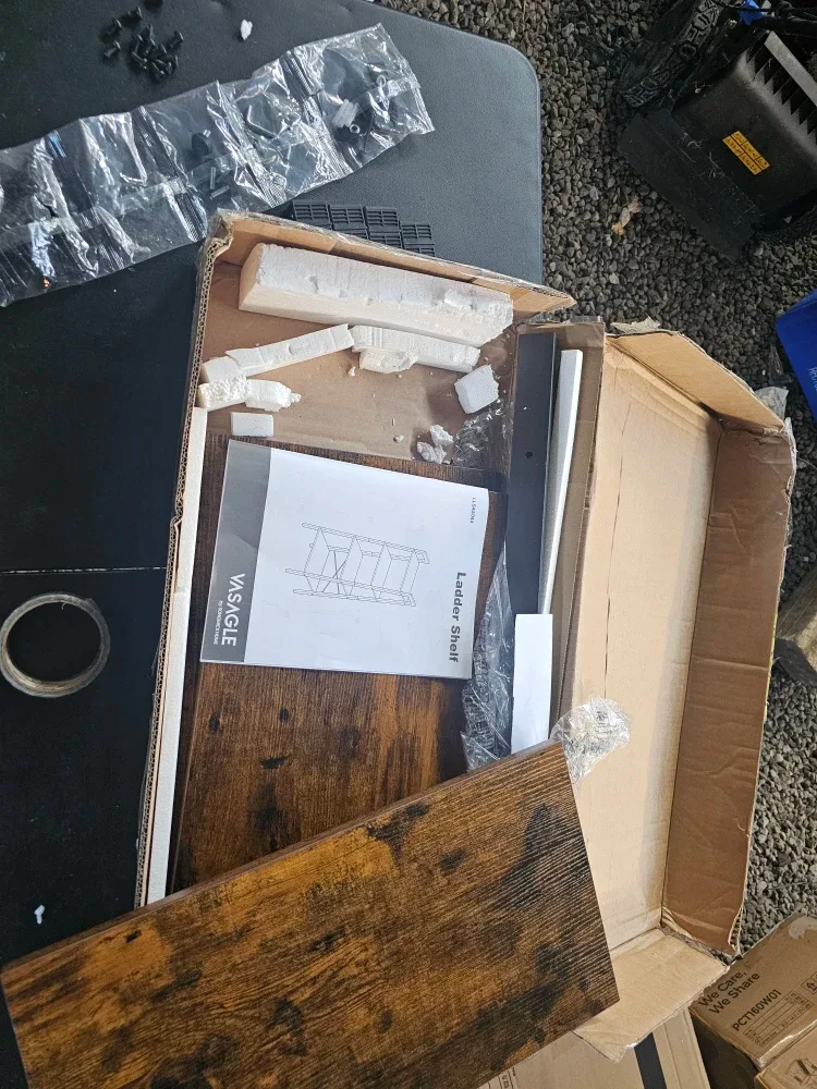 VASAGLE Ladder Shelf - Rustic Brown/Black image indicator(3)