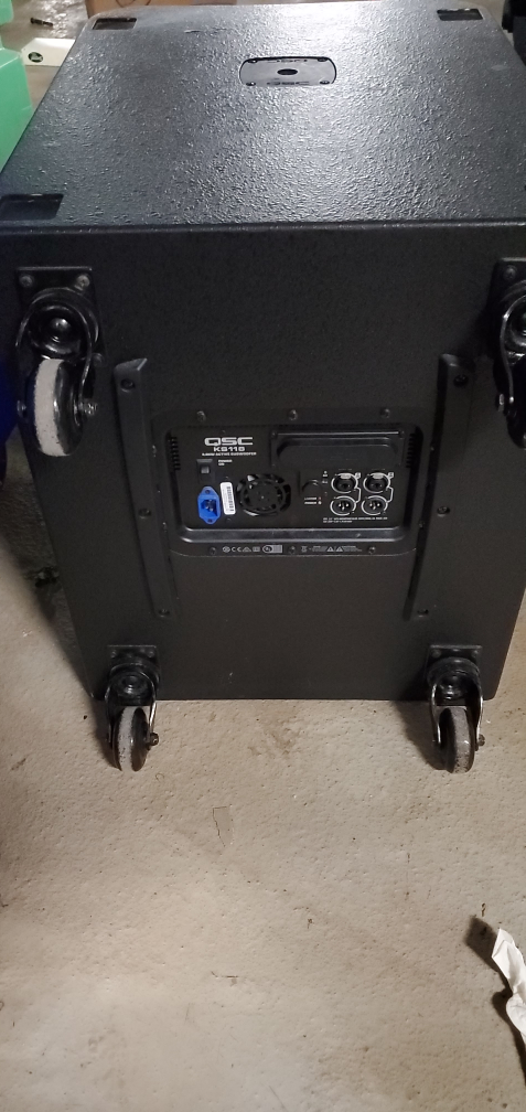 QSC KS118 Active Subwoofer - photo 3