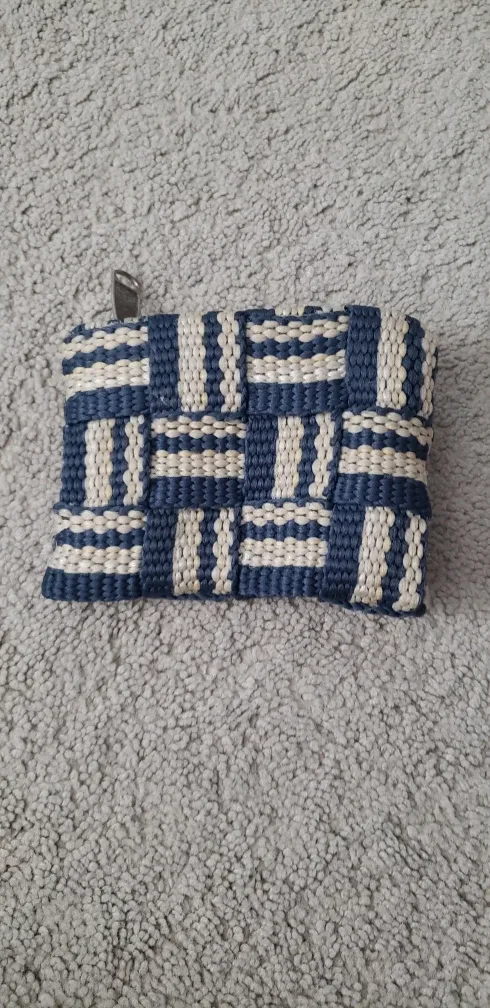 Handmade Woven Coin Purse image indicator(3)