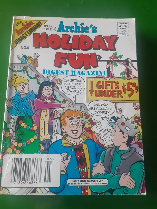 Archie's Holiday Fun Digest Magazine - Lot of 3 image indicator(3)
