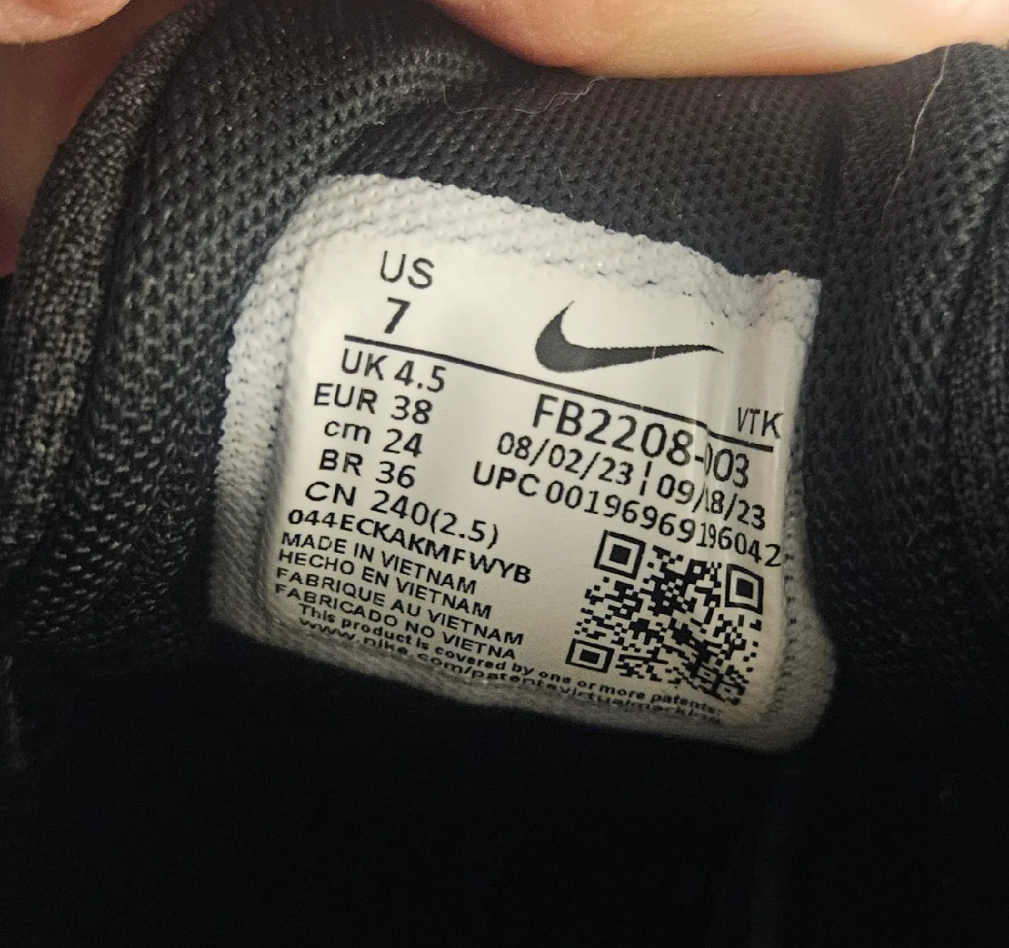 Nike Revolution 6 Running Shoes - US 7 image indicator(5)