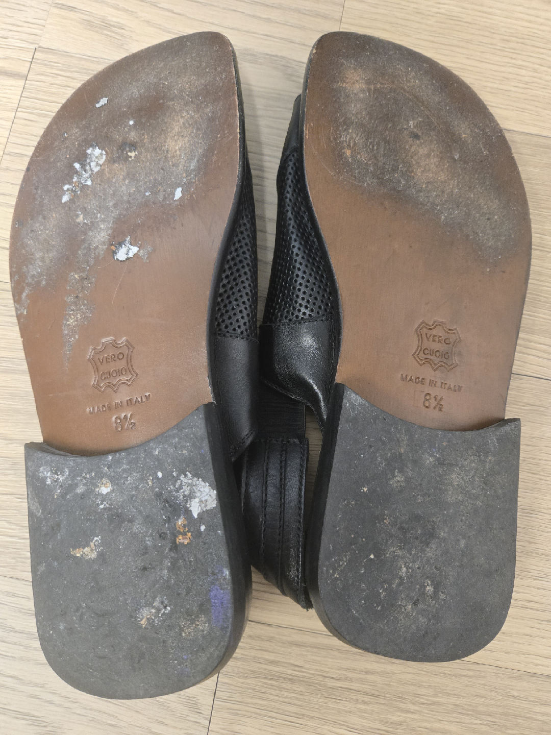 Marco Dell'i Black Leather Sandals - Size 8.5 - photo 4