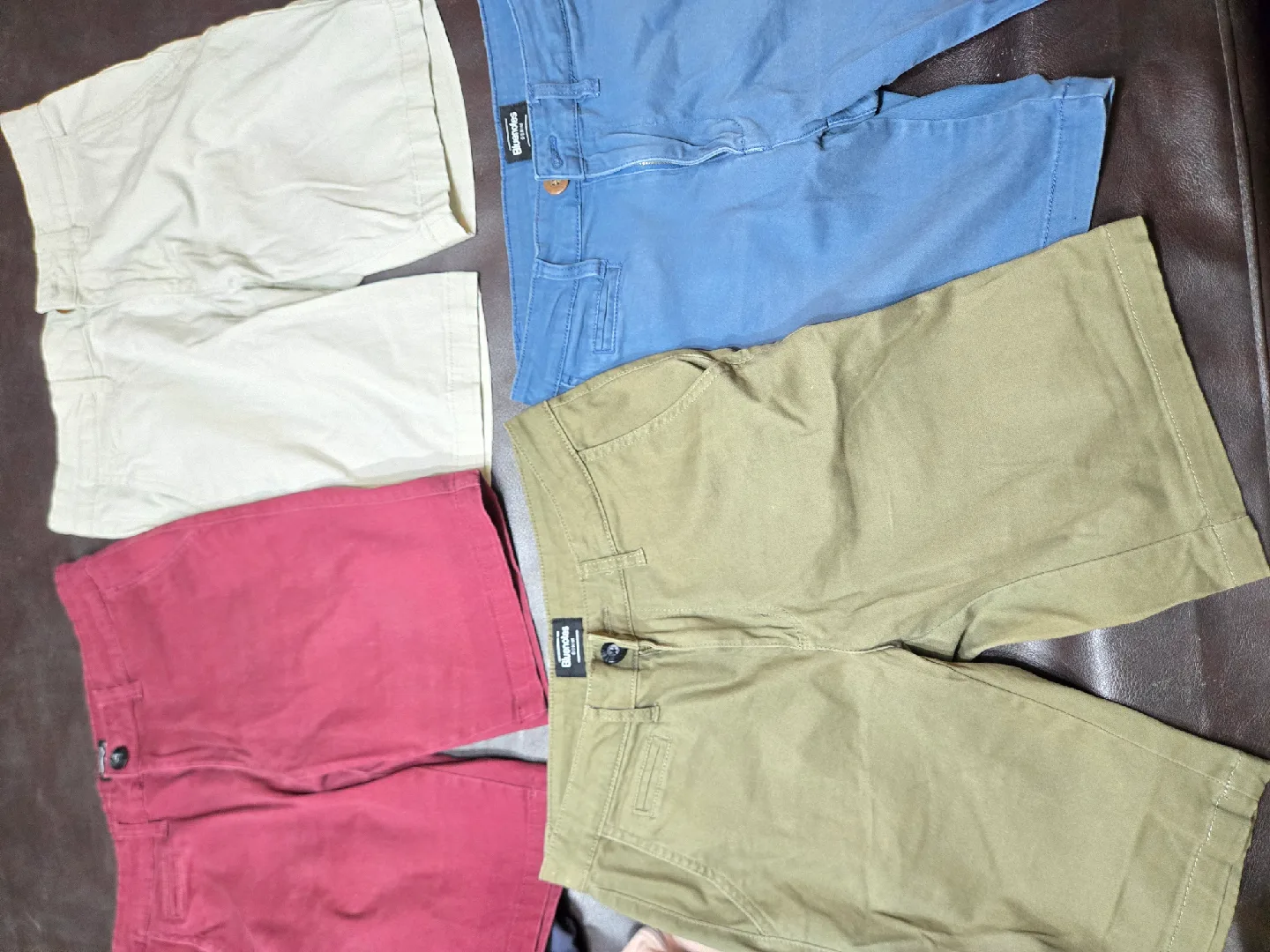 🥕 Free unisex Shorts and Shirts Bundle image indicator(4)