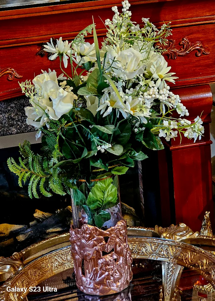 Angel Cherub Vase Candle Holder image indicator(9)