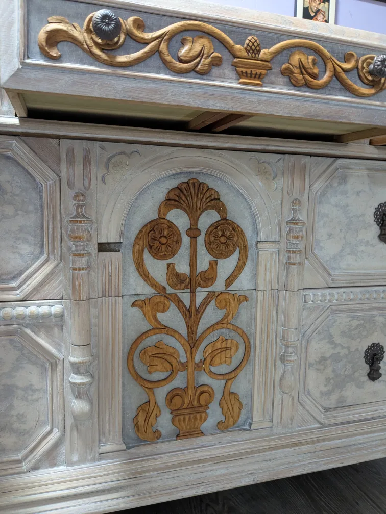 Renaissance Revival Dresser image indicator(5)