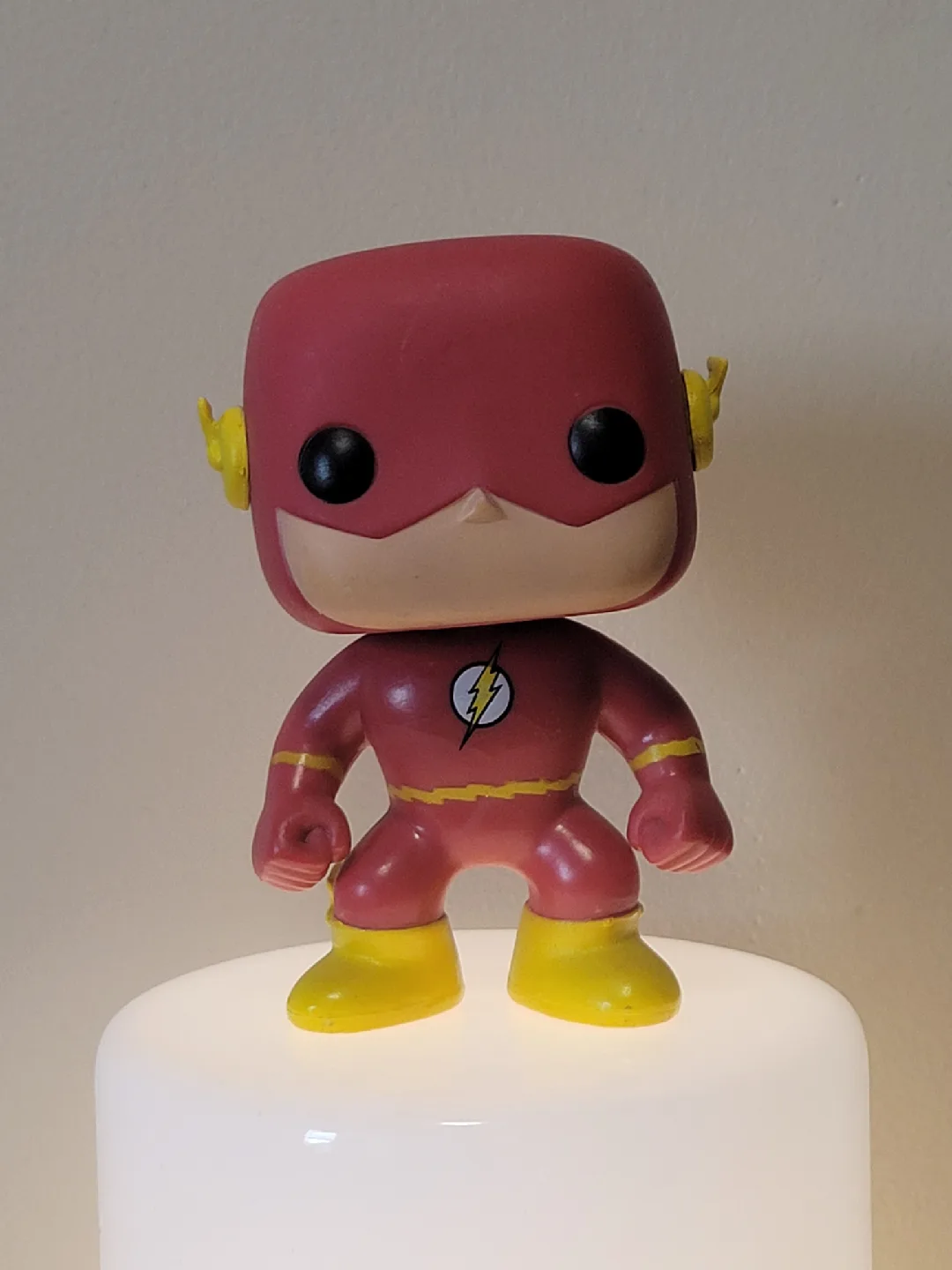 Funko Pop! DC The Flash Vinyl Figure image indicator(2)