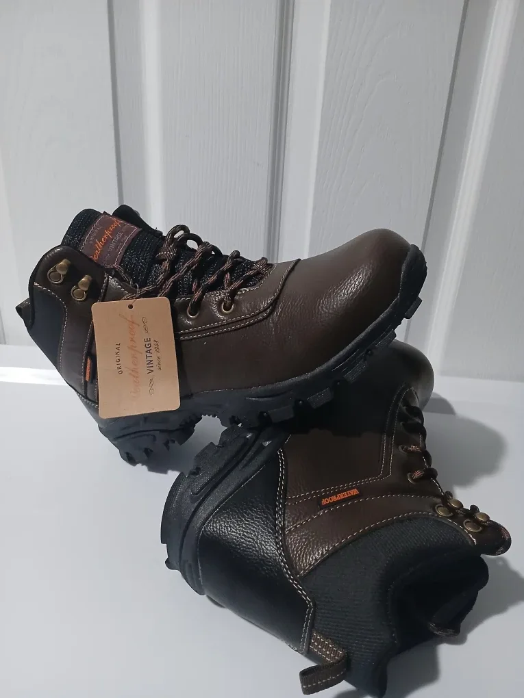 Weatherproof Vintage Brown Leather Boots image indicator(7)