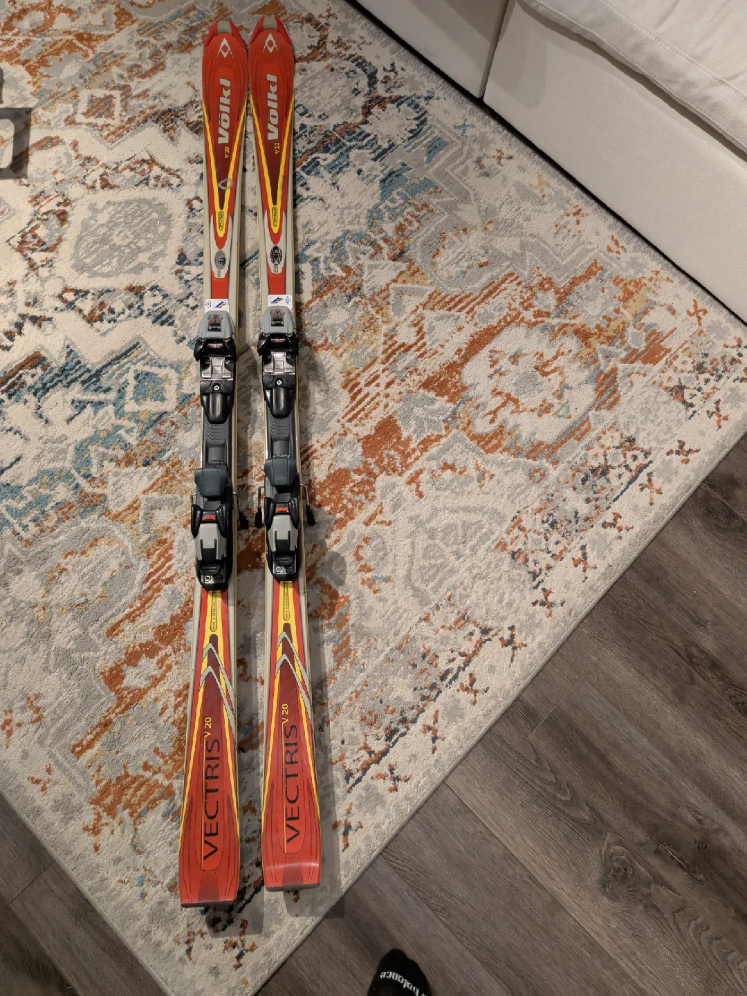 Volkl V-Werks Vectris V20 Skis image indicator(3)