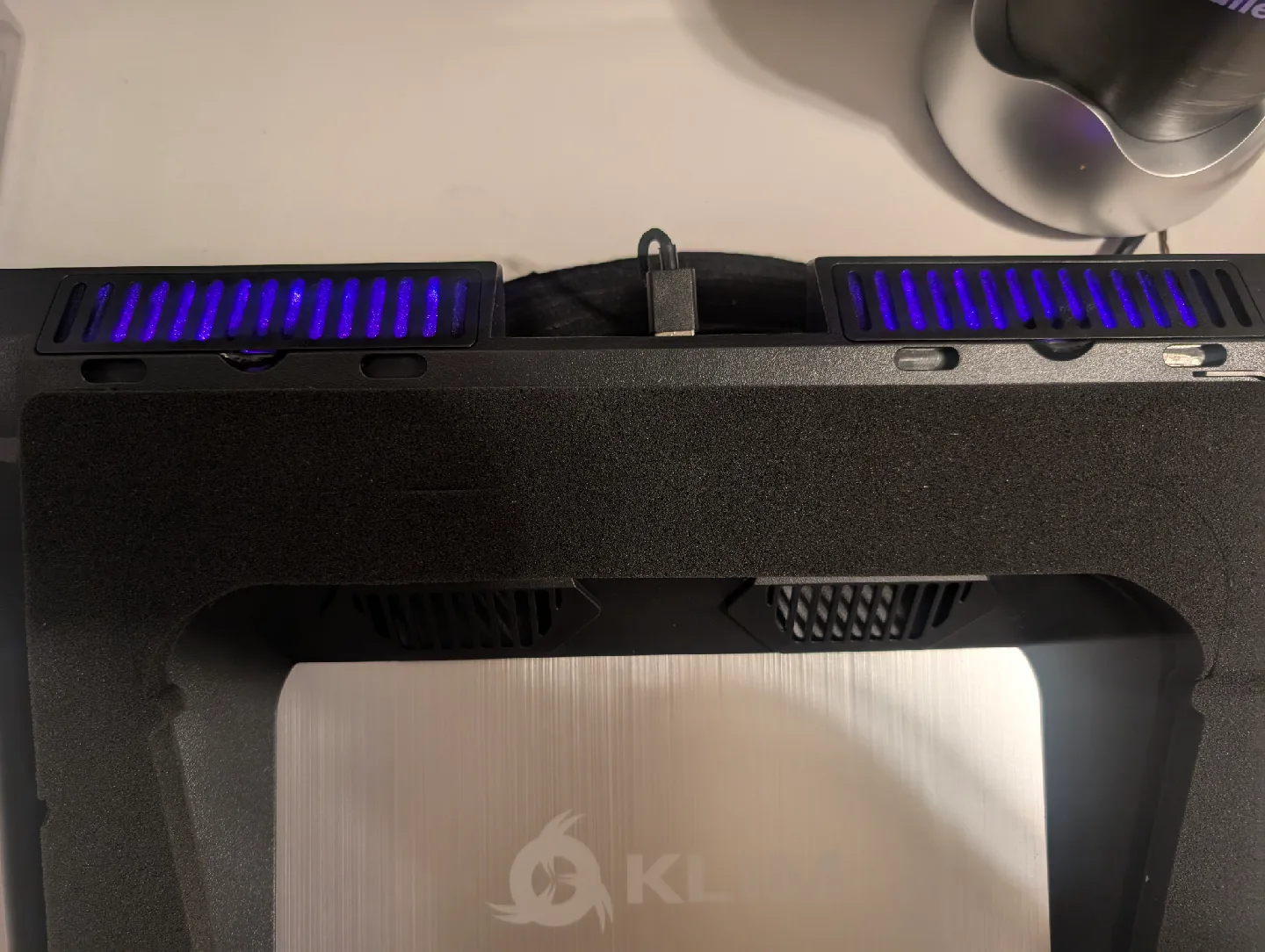 KLIM TurboFrost MAX RGB Laptop Cooling Pad image indicator(4)