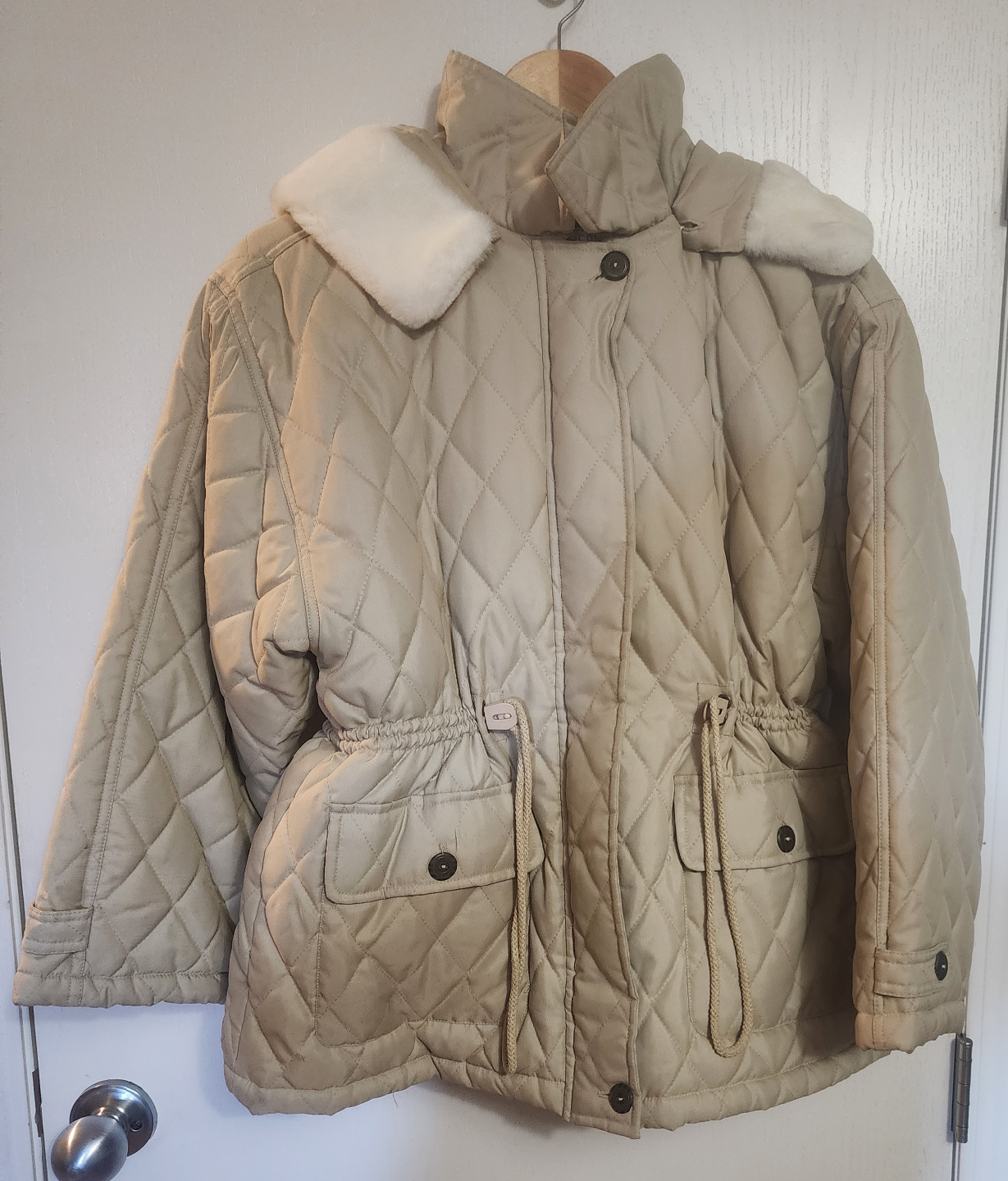 Girls Northern Spirit Quilted Jacket - Size 12 *Pickup only