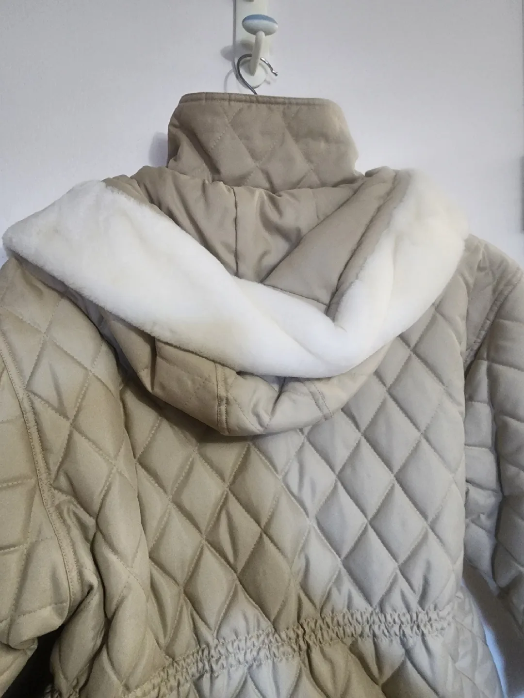 Girls Northern Spirit Quilted Jacket - Size 12 *Pickup only image indicator(3)