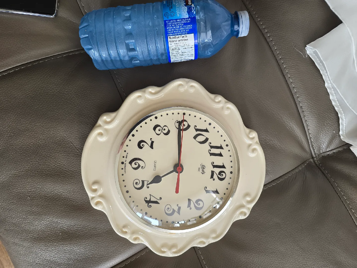 Schatz Quartz Wall Clock - Cream image indicator(2)