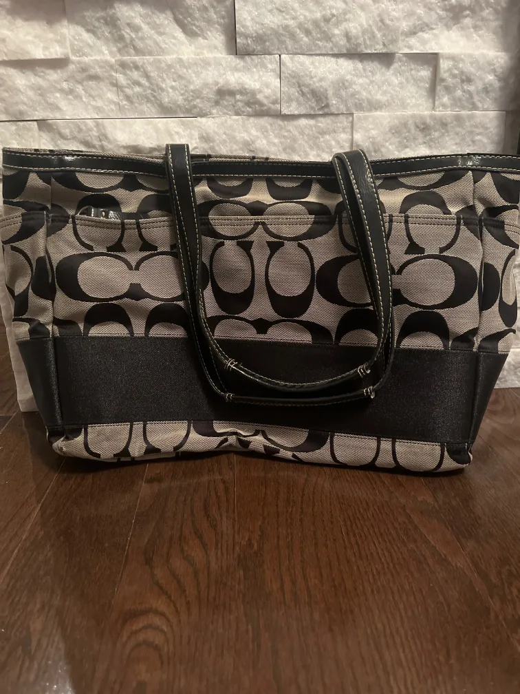 Coach Black/Beige Tote Bag with Strap image indicator(5)