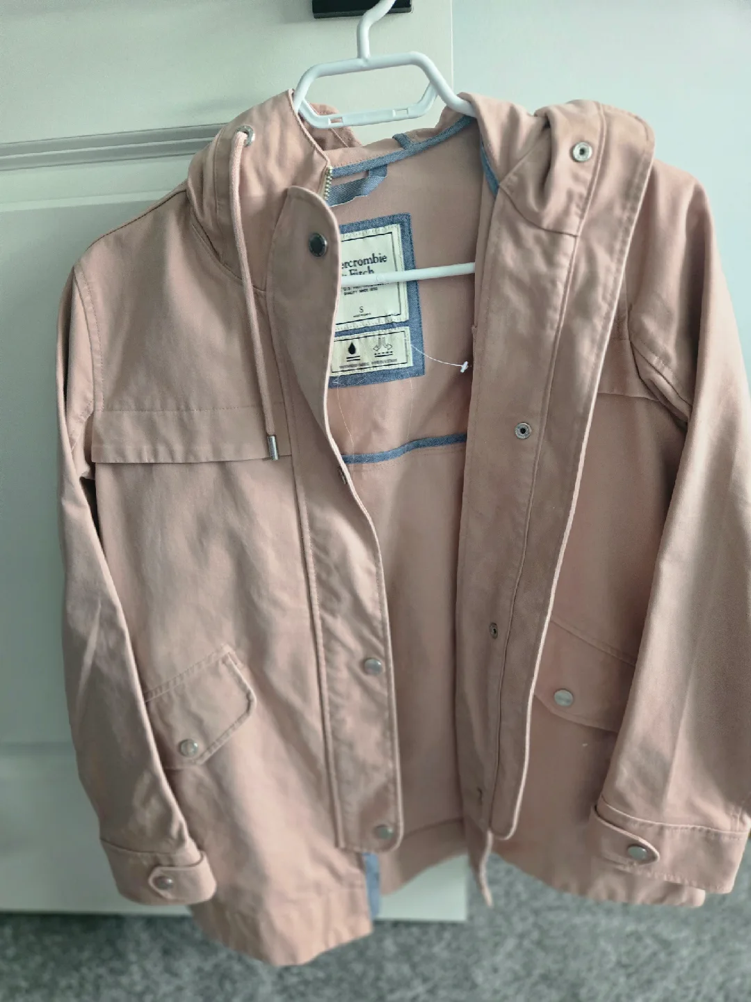 Abercrombie & Fitch Pink Jacket - Size Small image indicator(2)