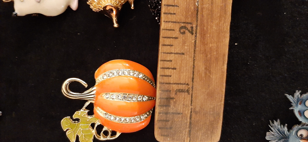Pumpkin Rhinestone Brooch Pin - photo 3