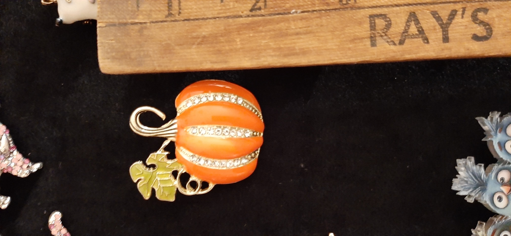 Pumpkin Rhinestone Brooch Pin - photo 4