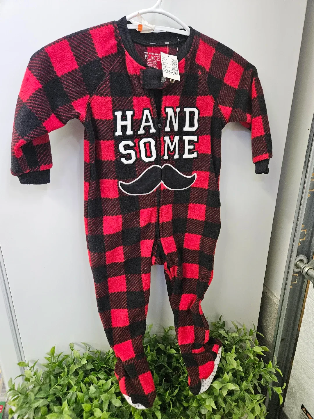 The Children's Place 18-24M Onesie thumbnail