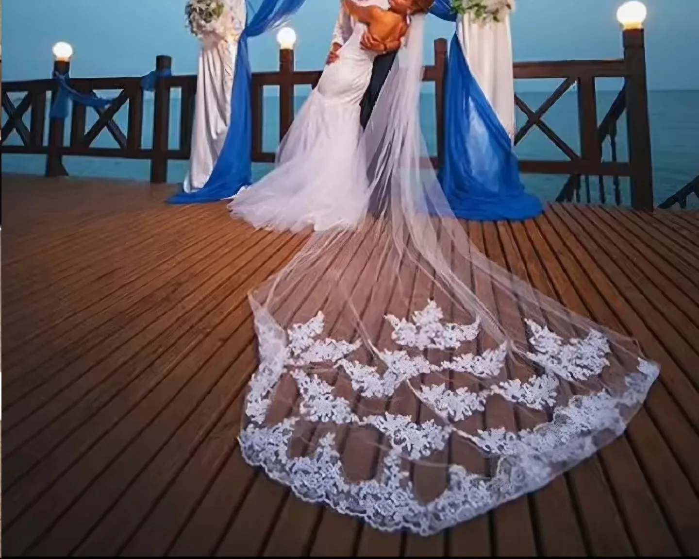 Wedding Veil - Long, Elegant image indicator(2)