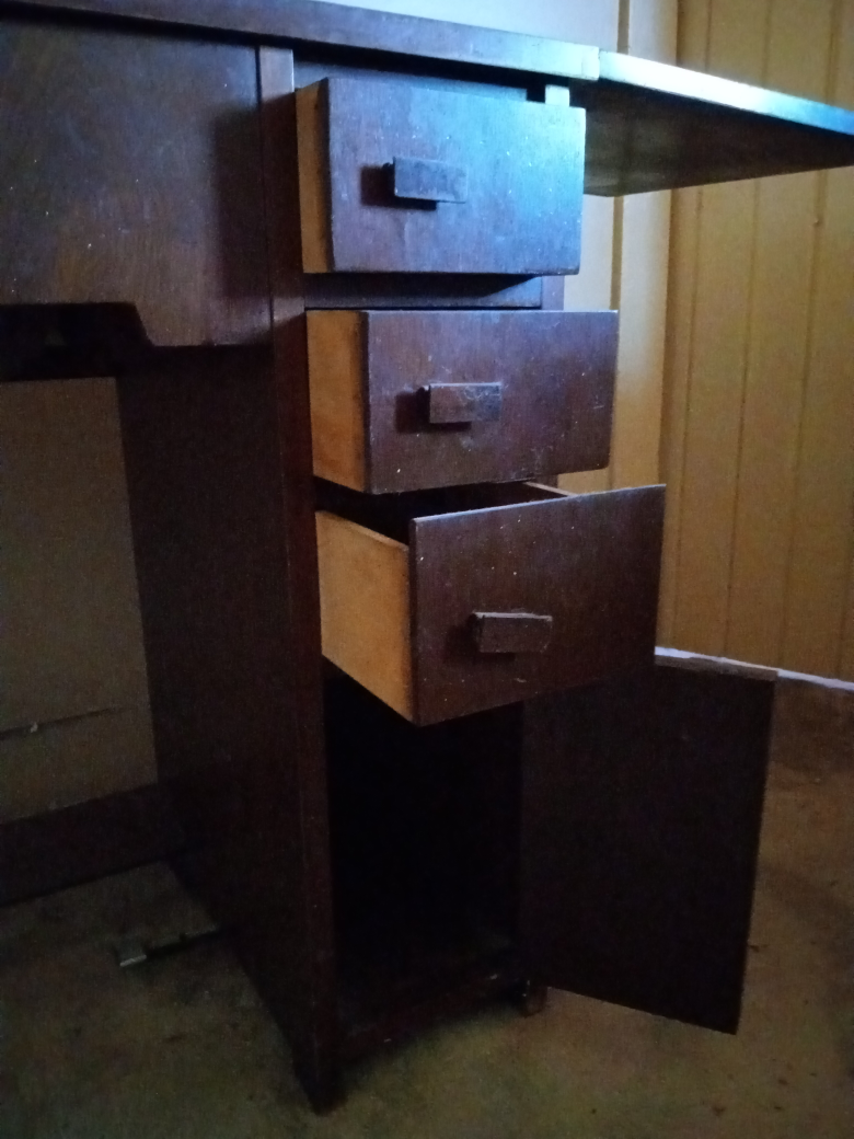 Vintage Sewing Table Desk - photo 5
