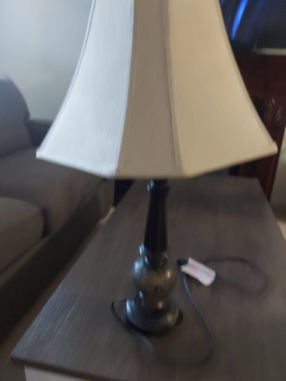 Table Lamp with Beige Shade - photo 3